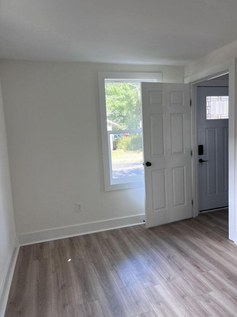 2636 S Allen Drive Photo 10