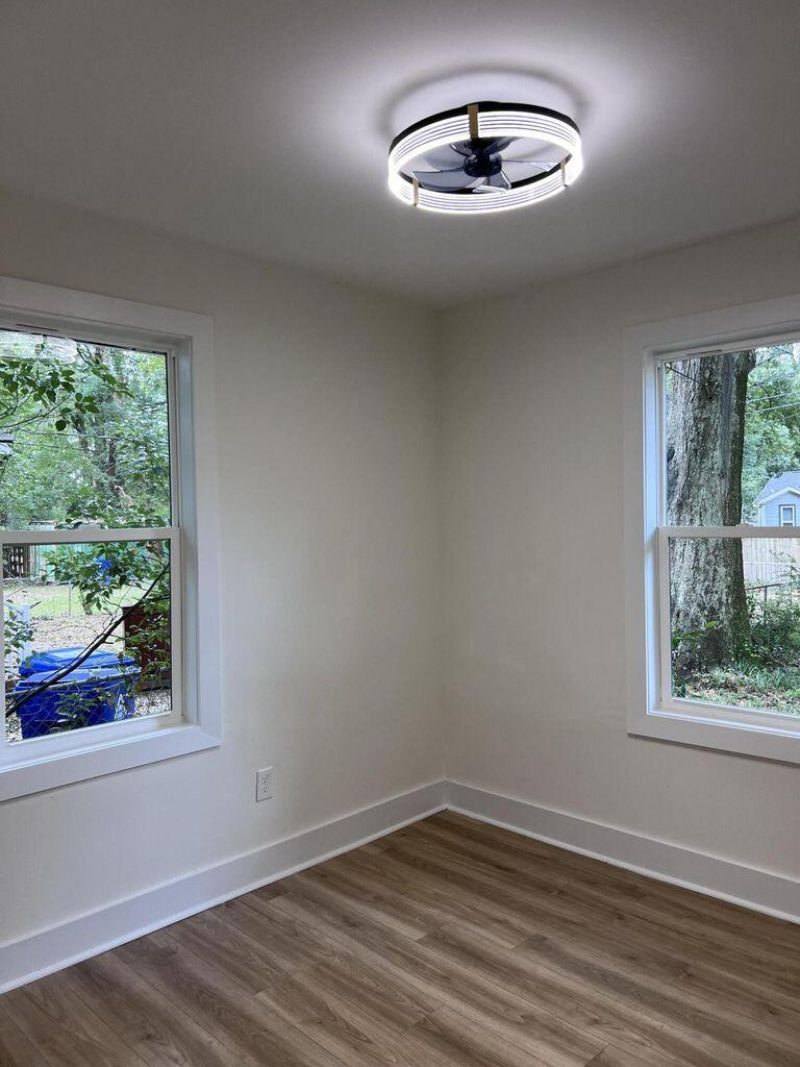 2636 S Allen Drive Photo 3