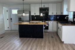 2636 S Allen Drive photo 4