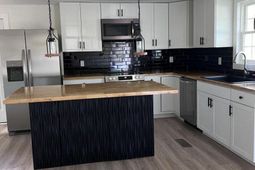 2636 S Allen Drive photo 4