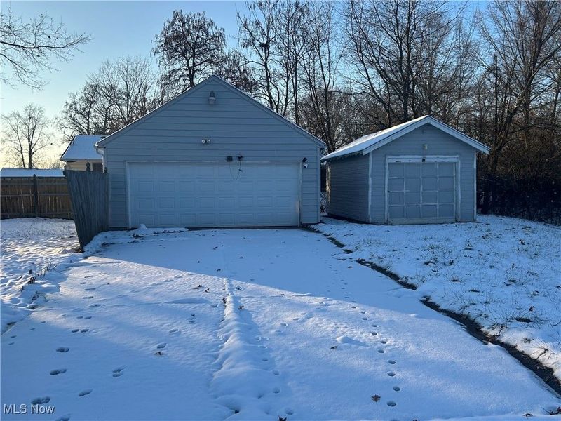 2025 Scott Court, Elyria, OH 44035 Photo 2