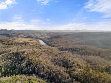 3550 River Road, Williamsburg, KY 40769