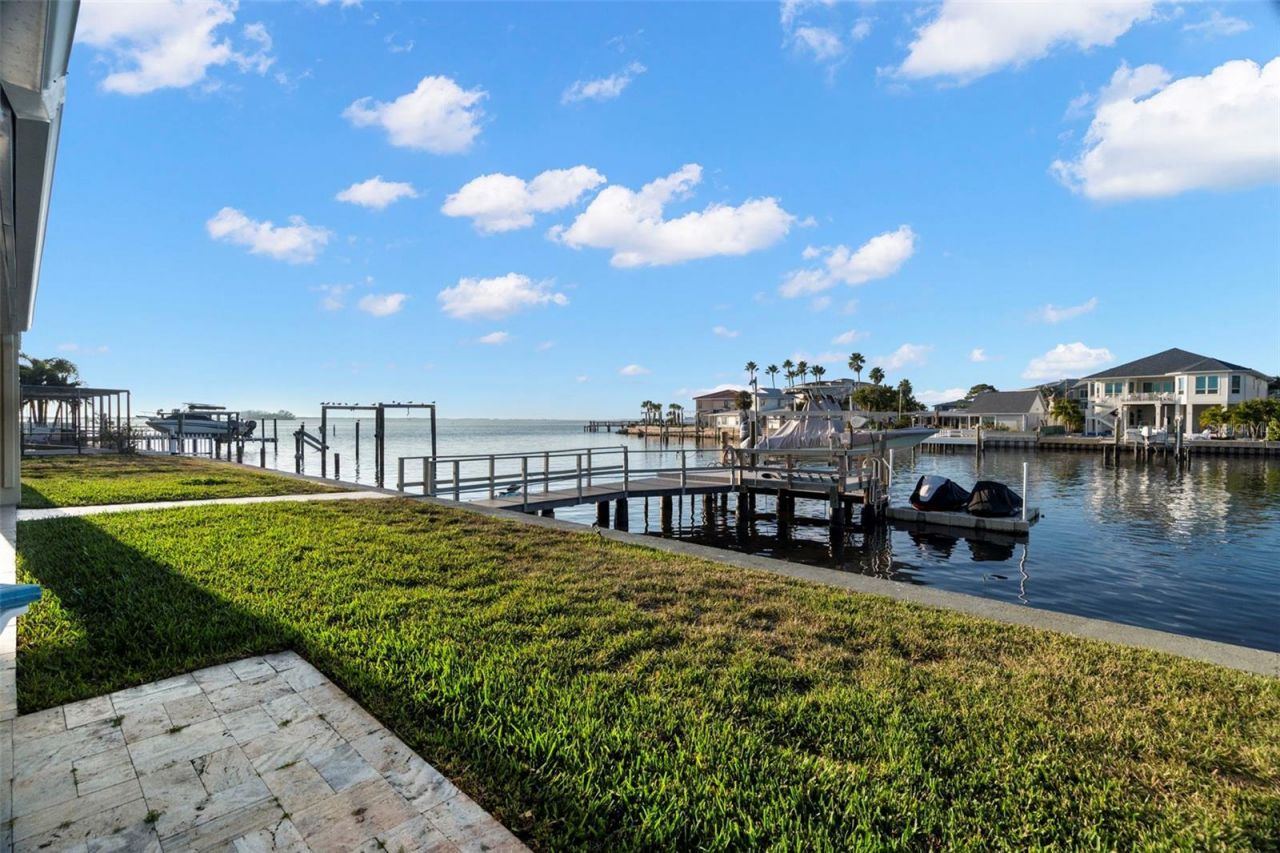 2288 Edythe Drive, Dunedin, FL 34698 Photo