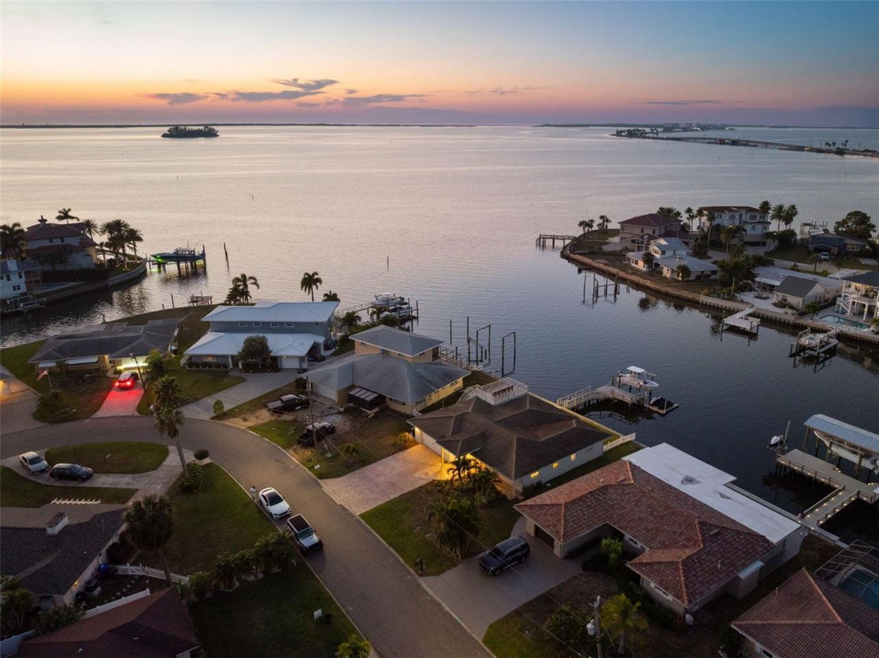 2288 Edythe Drive, Dunedin, FL 34698 Photo