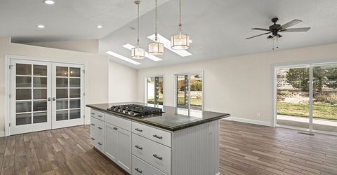 8570 Eaglenest Road, Sparks, NV 89436 Photo