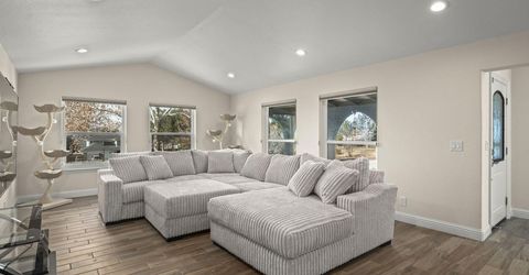 8570 Eaglenest Road, Sparks, NV 89436 Photo