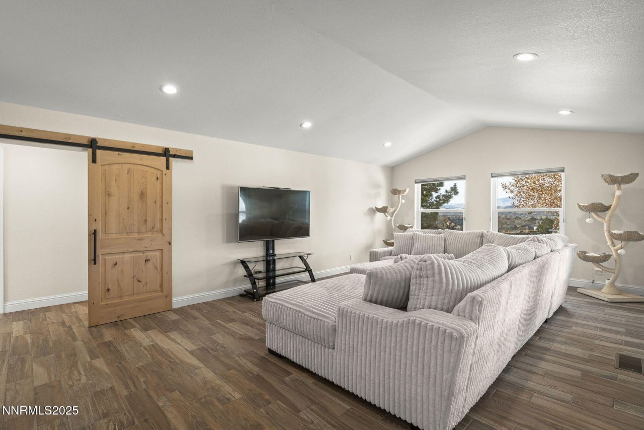 8570 Eaglenest Road, Sparks, NV 89436 Photo