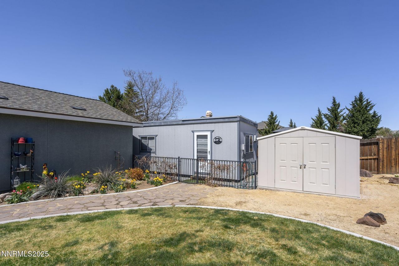 8570 Eaglenest Road, Sparks, NV 89436 Photo