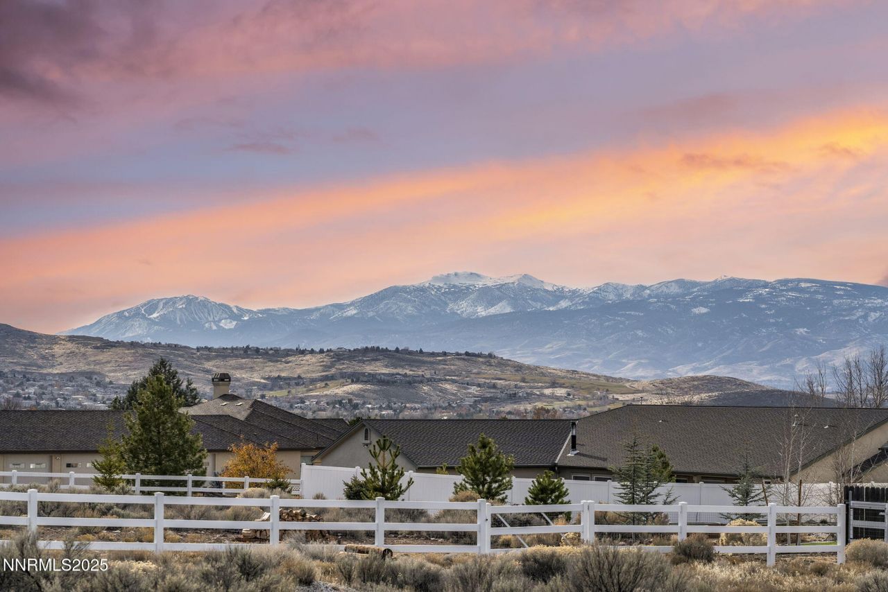 8570 Eaglenest Road, Sparks, NV 89436 Photo