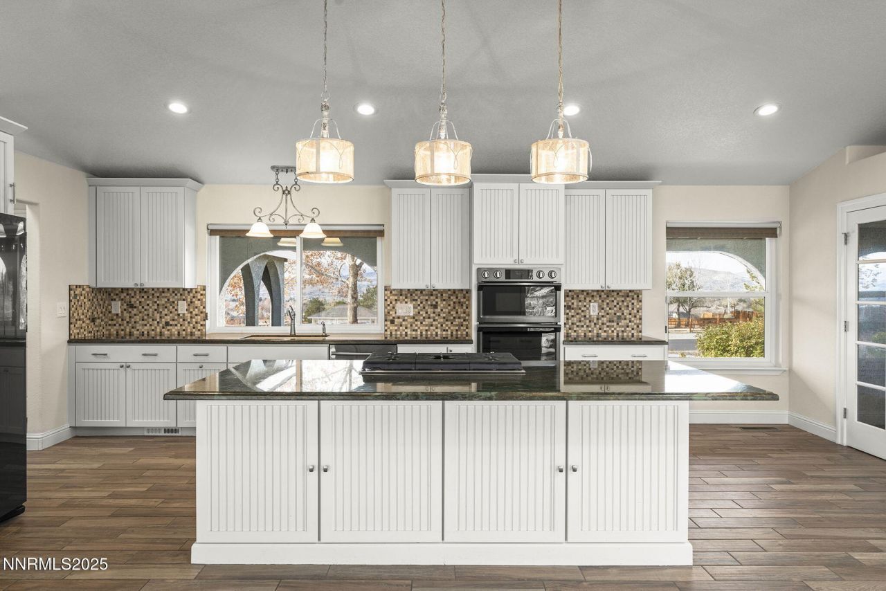 8570 Eaglenest Road, Sparks, NV 89436 Photo