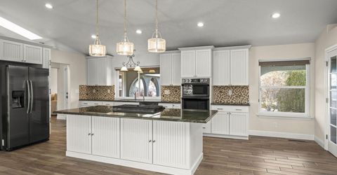 8570 Eaglenest Road, Sparks, NV 89436 Photo