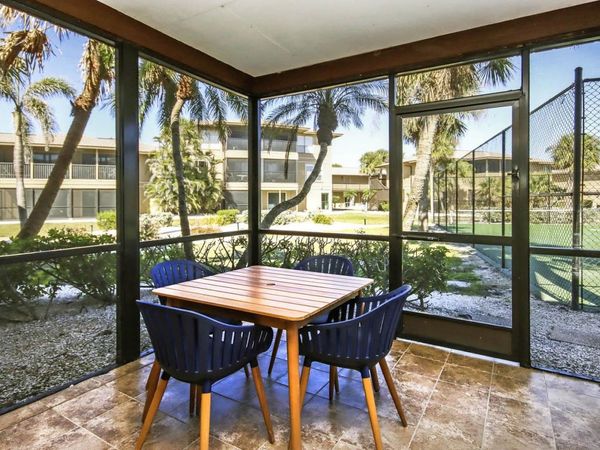 5117 Sea Bell Rd, Unit E103, Sanibel, FL 33957