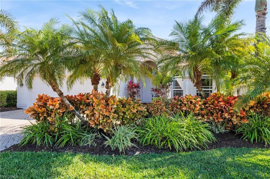 8831 Largo Mar Dr, Estero, FL 33967 Photo