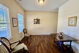 211 Gates Drive  photo 4