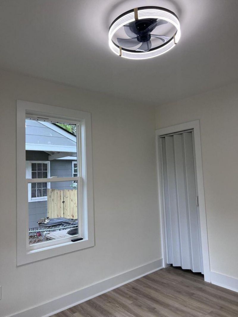 2636 S Allen Drive Photo 6