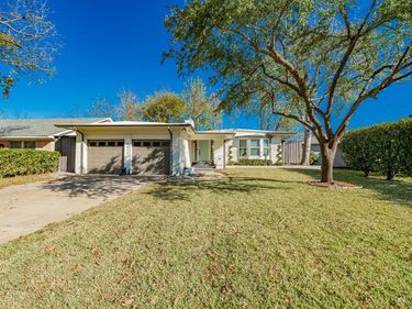 9914 Estacado Drive, Dallas, TX 75228