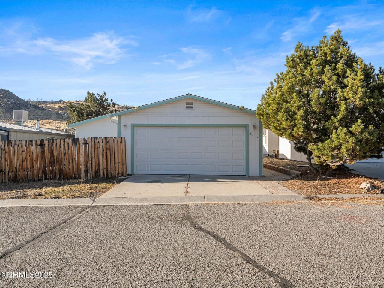 227 Walker Street, Gardnerville, NV 89410 Photo