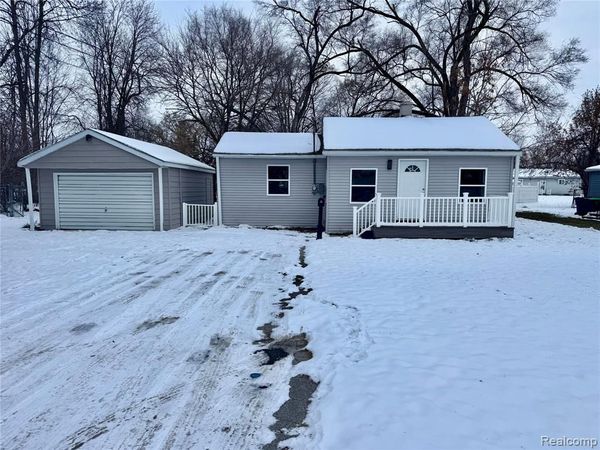 3553 N Monroe Street, Carrollton Twp, MI 48724