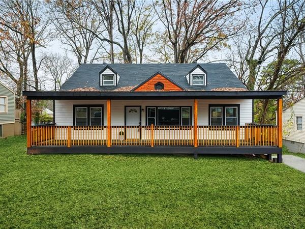 819 Blossom Street SW, Atlanta, GA 30310