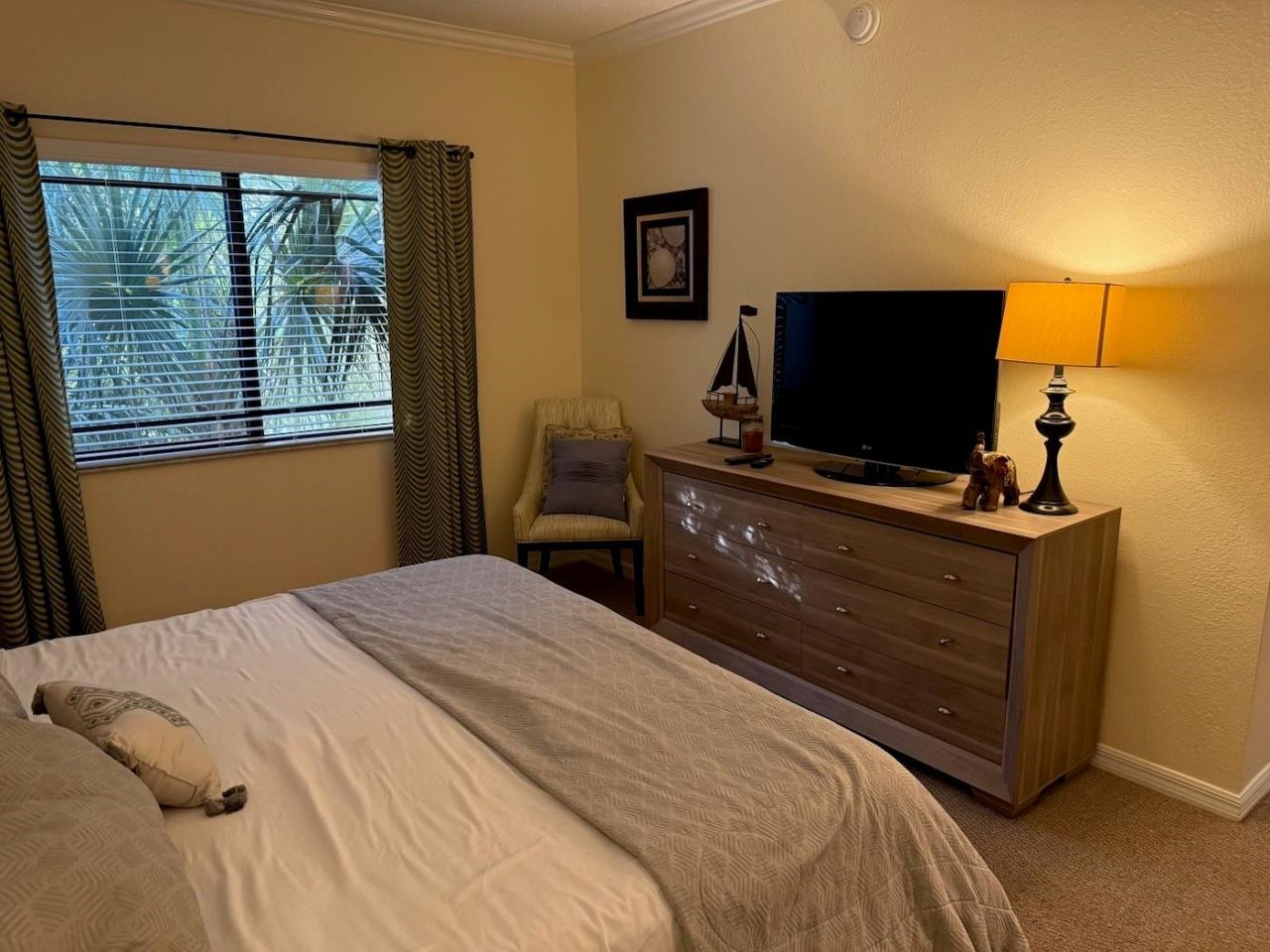 2730 Anzio Ct, Unit 305, Palm Beach Gardens, FL 33410 Photo