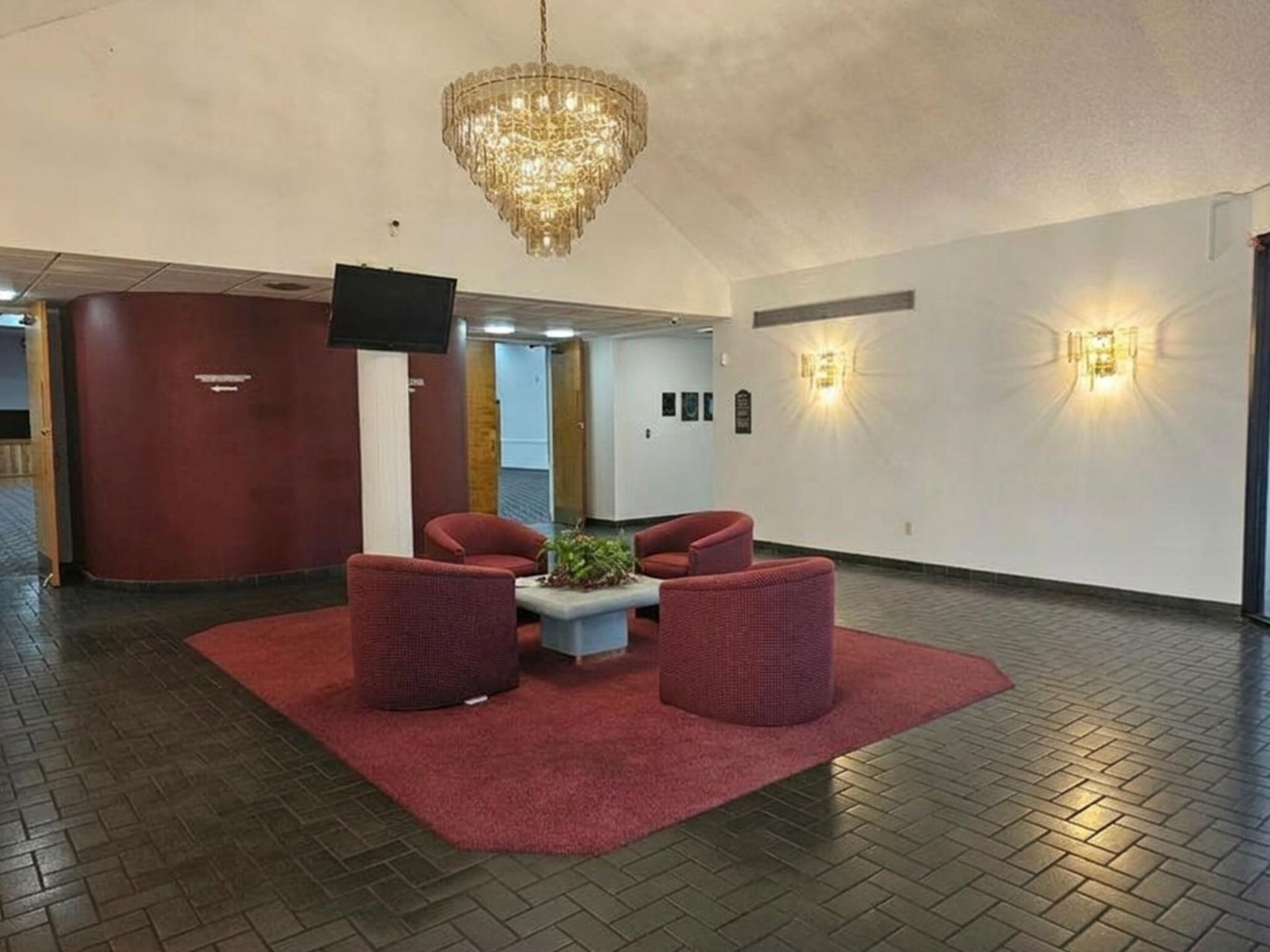 3051 Sunrise Lakes Drive, Unit 203, Fort Lauderdale, FL 33322 Photo