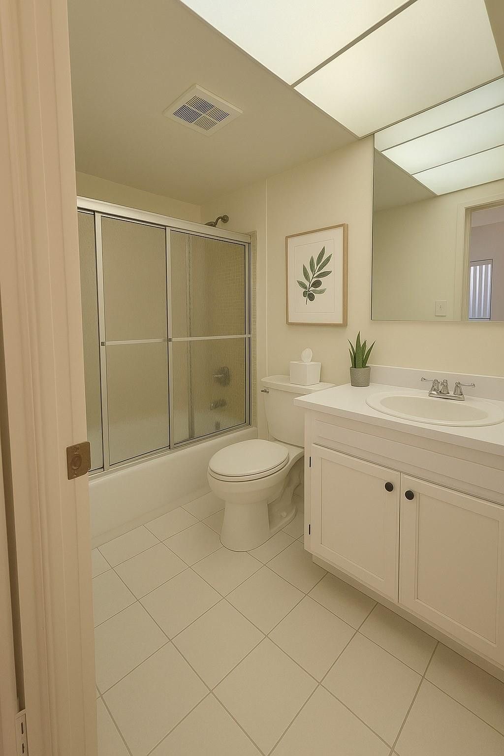 3051 Sunrise Lakes Drive, Unit 203, Fort Lauderdale, FL 33322 Photo