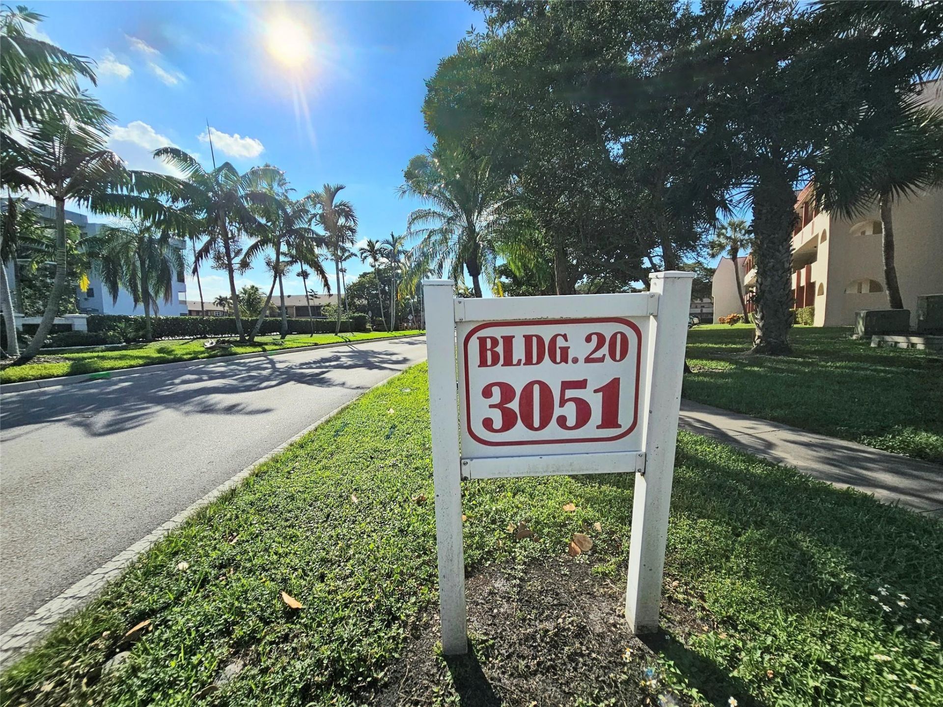 3051 Sunrise Lakes Drive, Unit 203, Fort Lauderdale, FL 33322 Photo