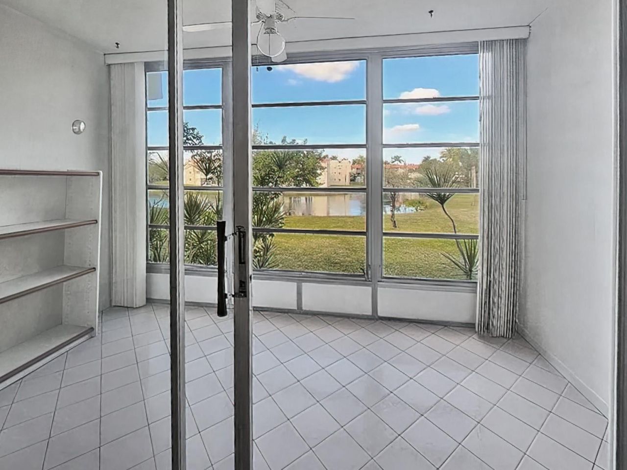 3051 Sunrise Lakes Drive, Unit 203, Fort Lauderdale, FL 33322 Photo