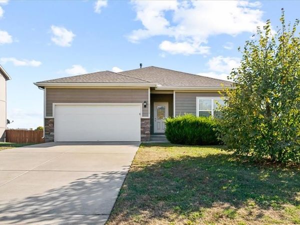 11115 N Jefferson Street, Kansas City, MO 64155