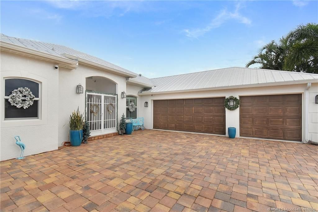 443 NW Sunflower Place, Jensen Beach, FL 34957 Photo