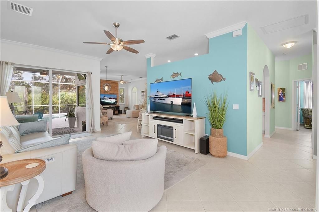 443 NW Sunflower Place, Jensen Beach, FL 34957 Photo