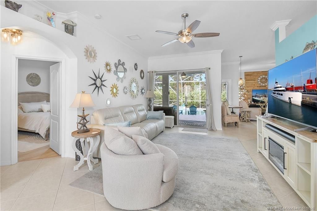 443 NW Sunflower Place, Jensen Beach, FL 34957 Photo