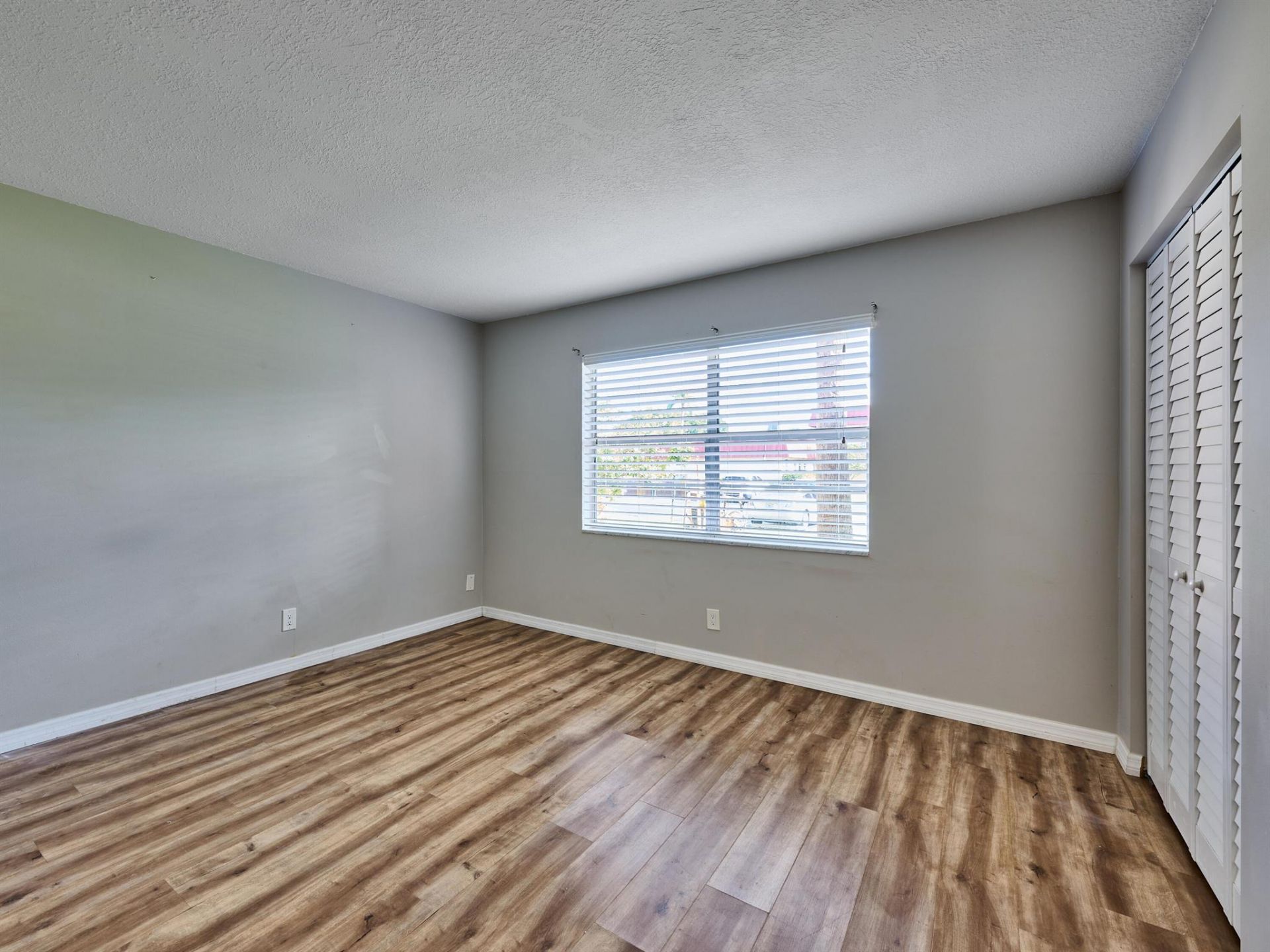 12021 W Greenway Drive, Unit 105, Royal Palm Beach, FL 33411 Photo