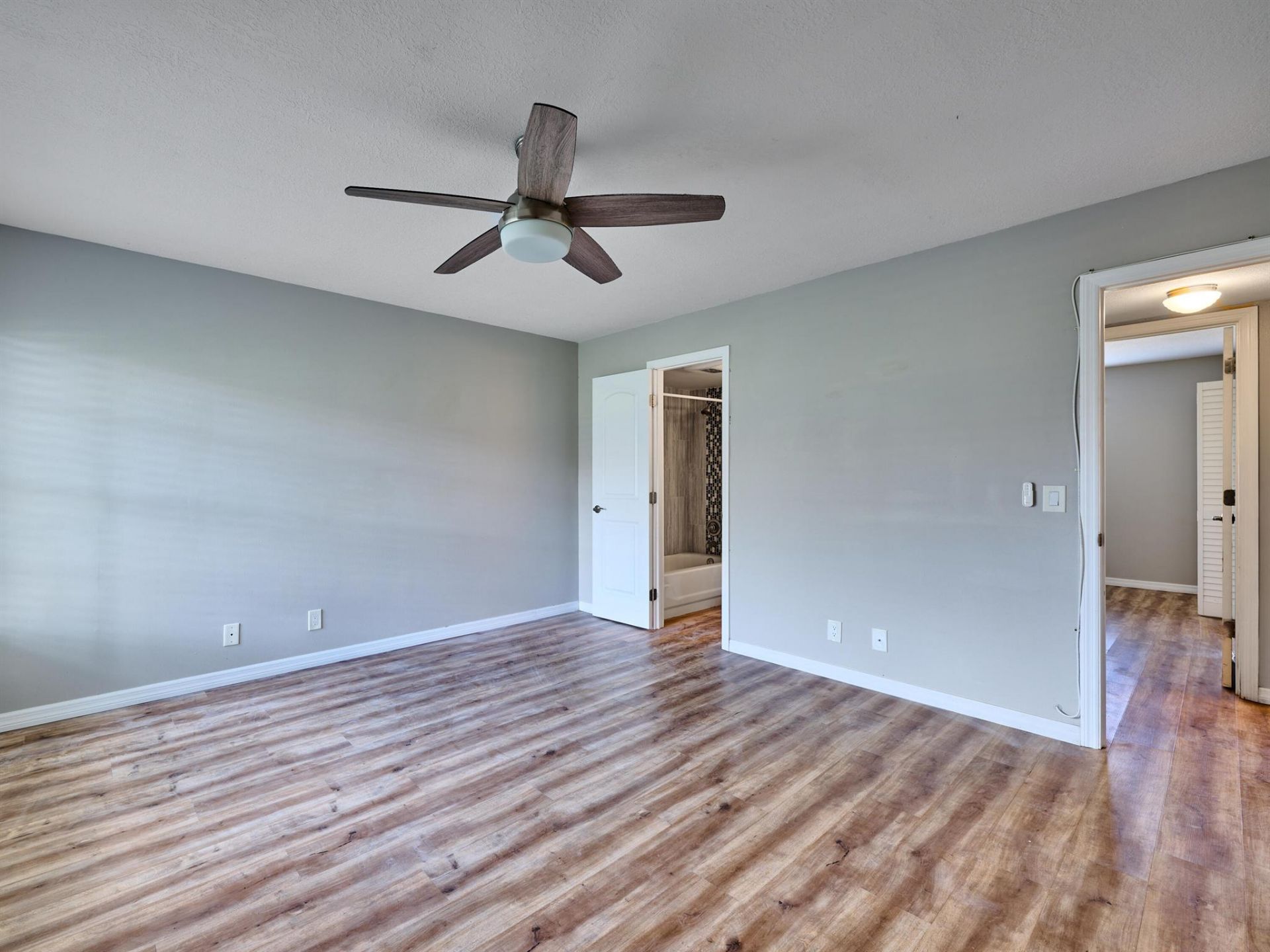 12021 W Greenway Drive, Unit 105, Royal Palm Beach, FL 33411 Photo