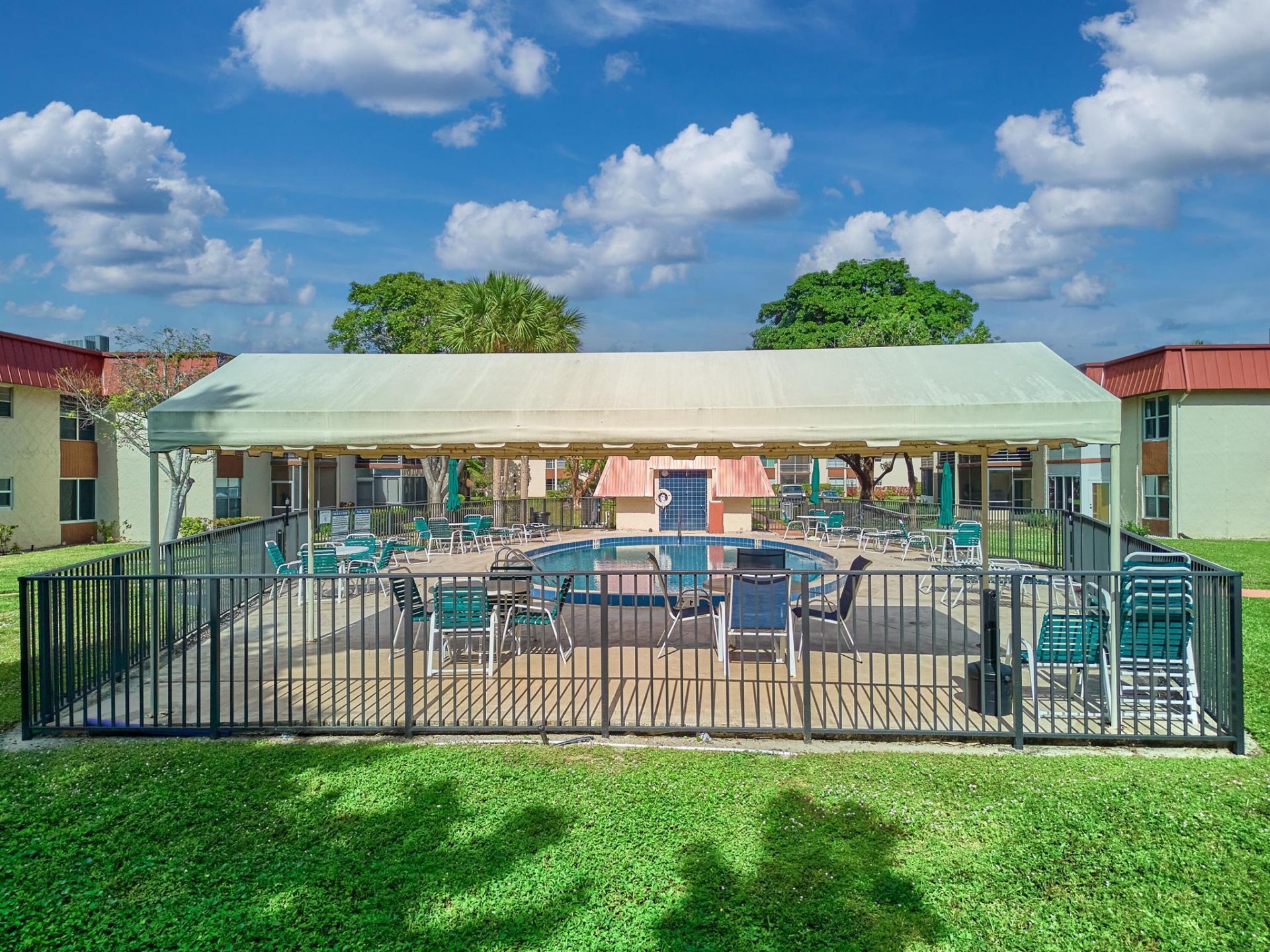 12021 W Greenway Drive, Unit 105, Royal Palm Beach, FL 33411 Photo