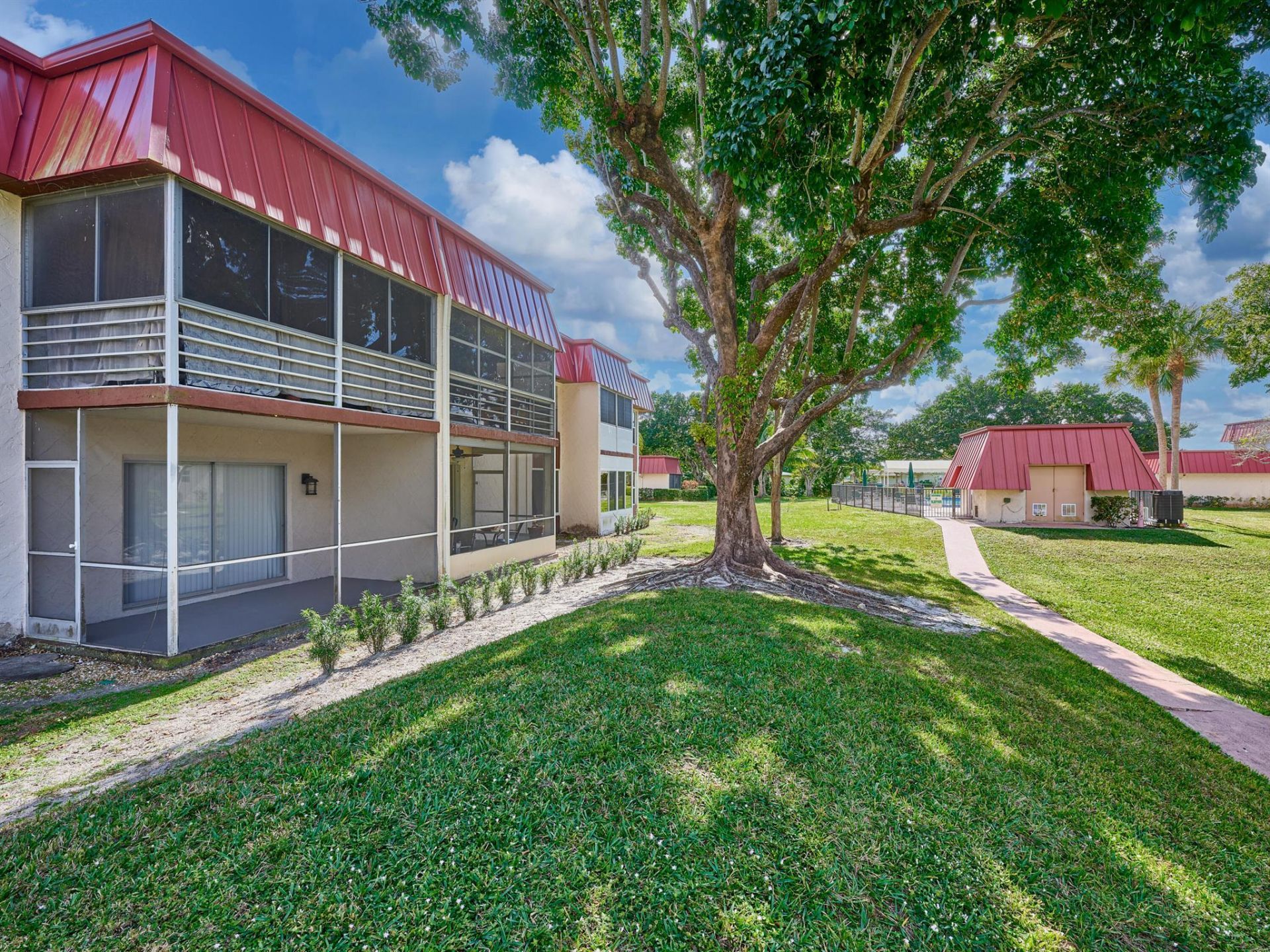 12021 W Greenway Drive, Unit 105, Royal Palm Beach, FL 33411 Photo