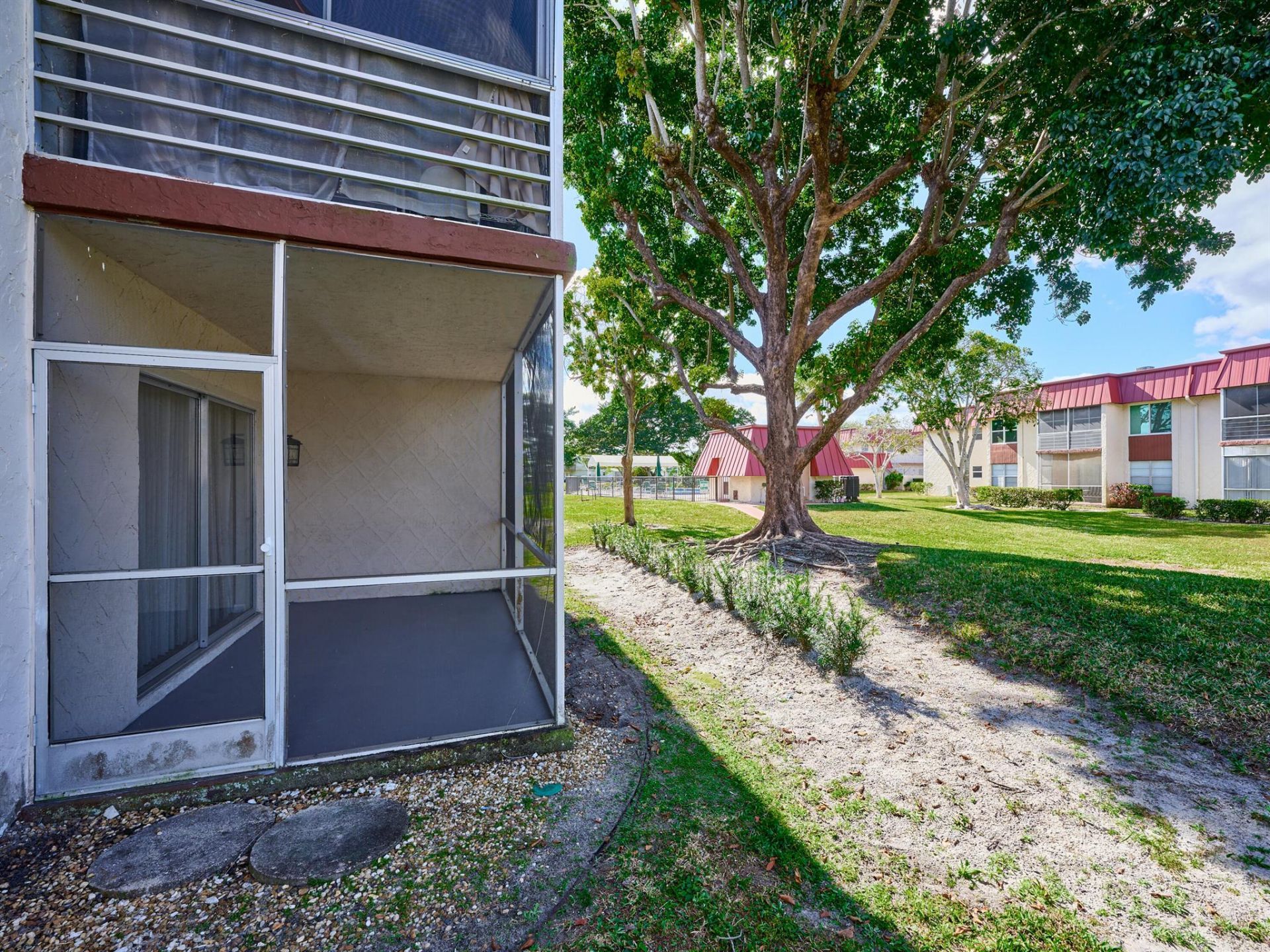 12021 W Greenway Drive, Unit 105, Royal Palm Beach, FL 33411 Photo