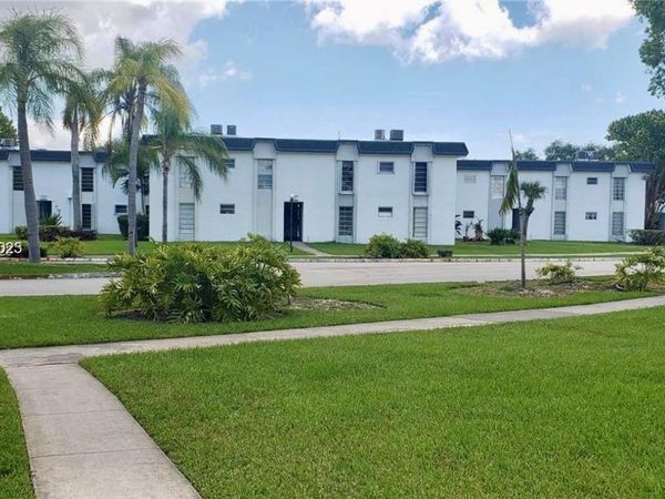 7220 SW 94th Pl, Unit G4, Miami, FL 33173