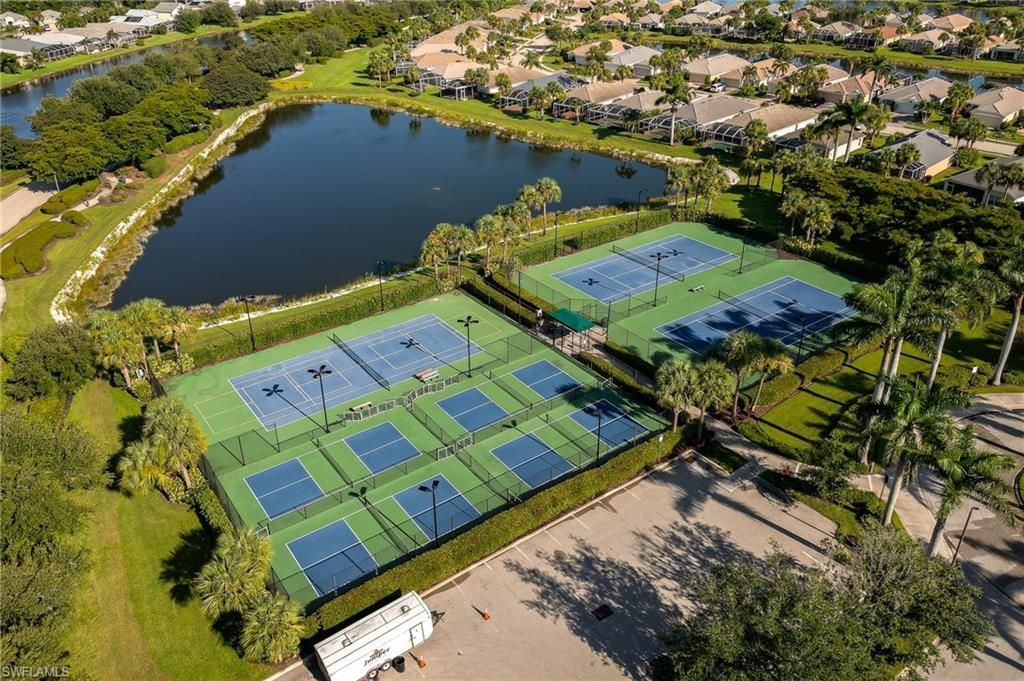 2476 Belleville Ct, Cape Coral, FL 33991 Photo