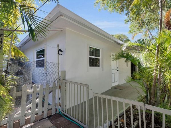 30920 Baileys Lane, Big Pine, FL 33043