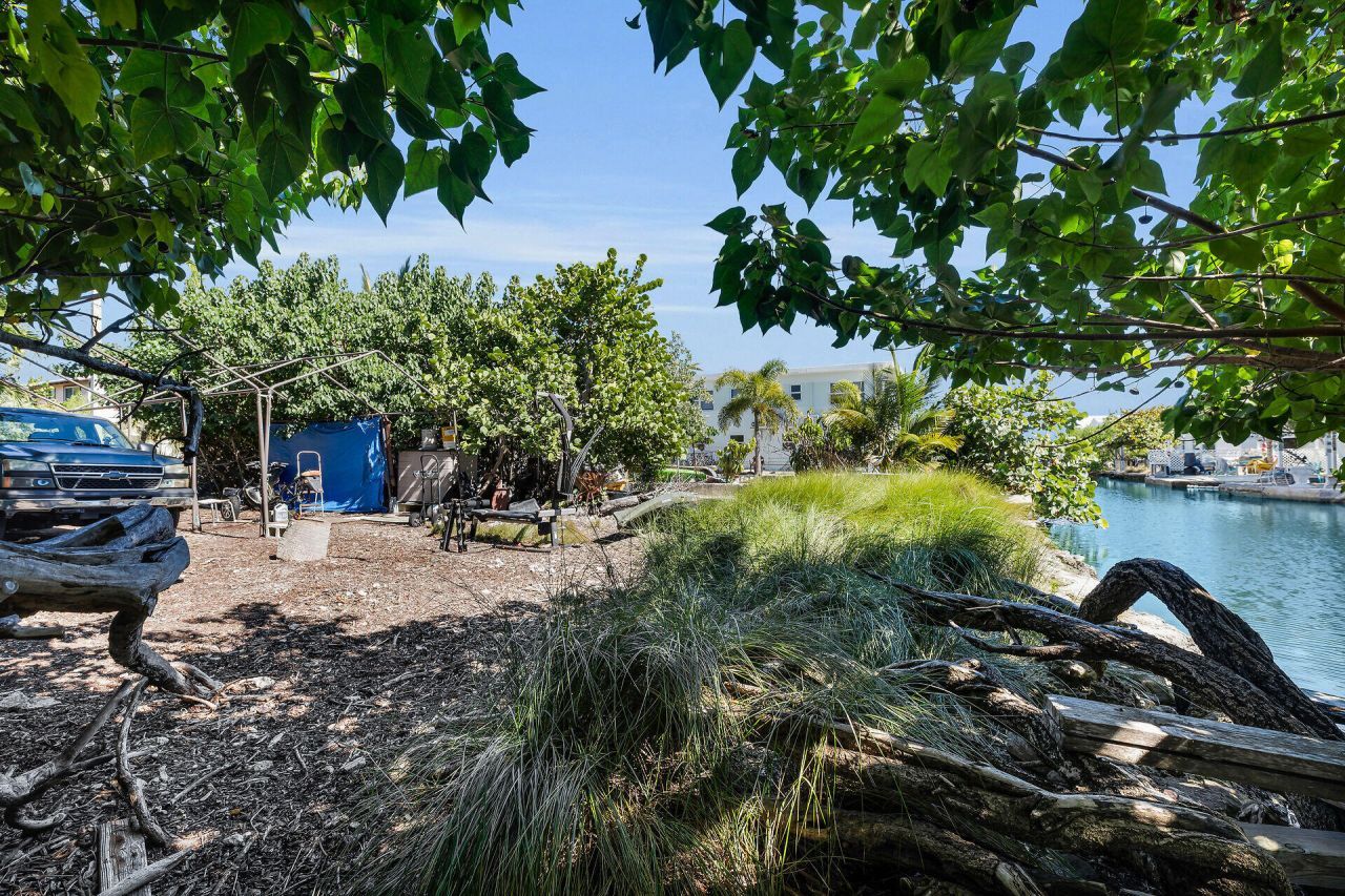 30920 Baileys Lane, Big Pine Key, FL 33043 Photo