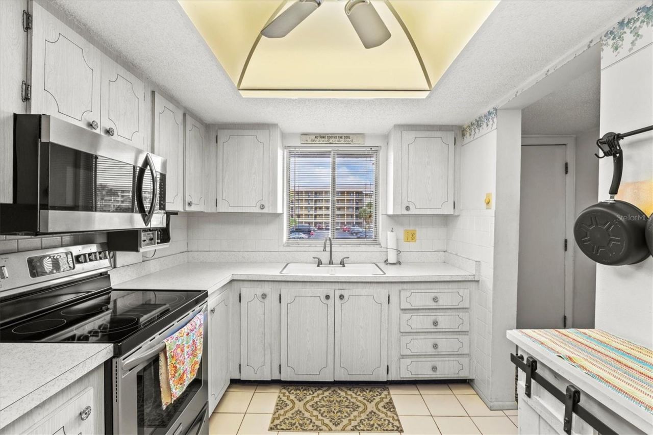 3564 Lake Bayshore Drive, Unit 203, Bradenton, FL 34205 Photo