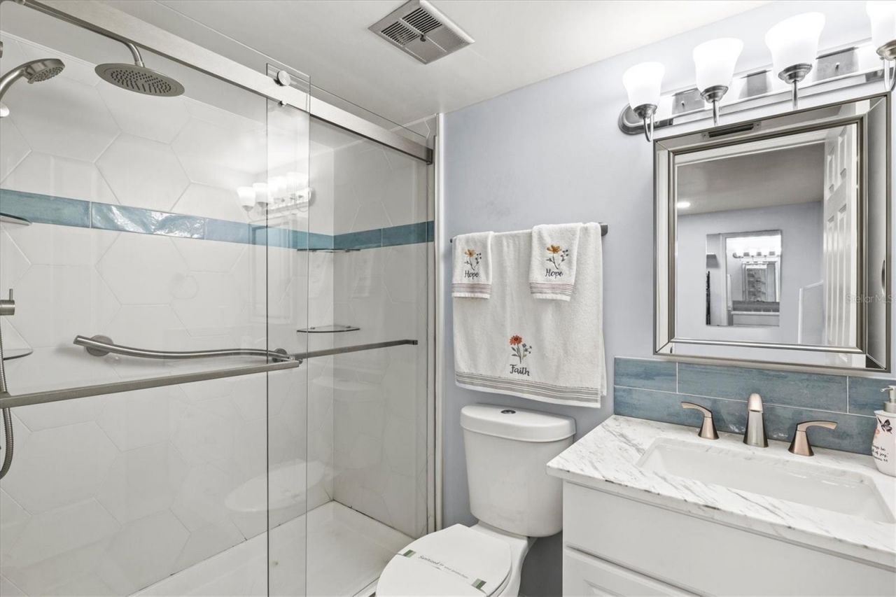 3564 Lake Bayshore Drive, Unit 203, Bradenton, FL 34205 Photo