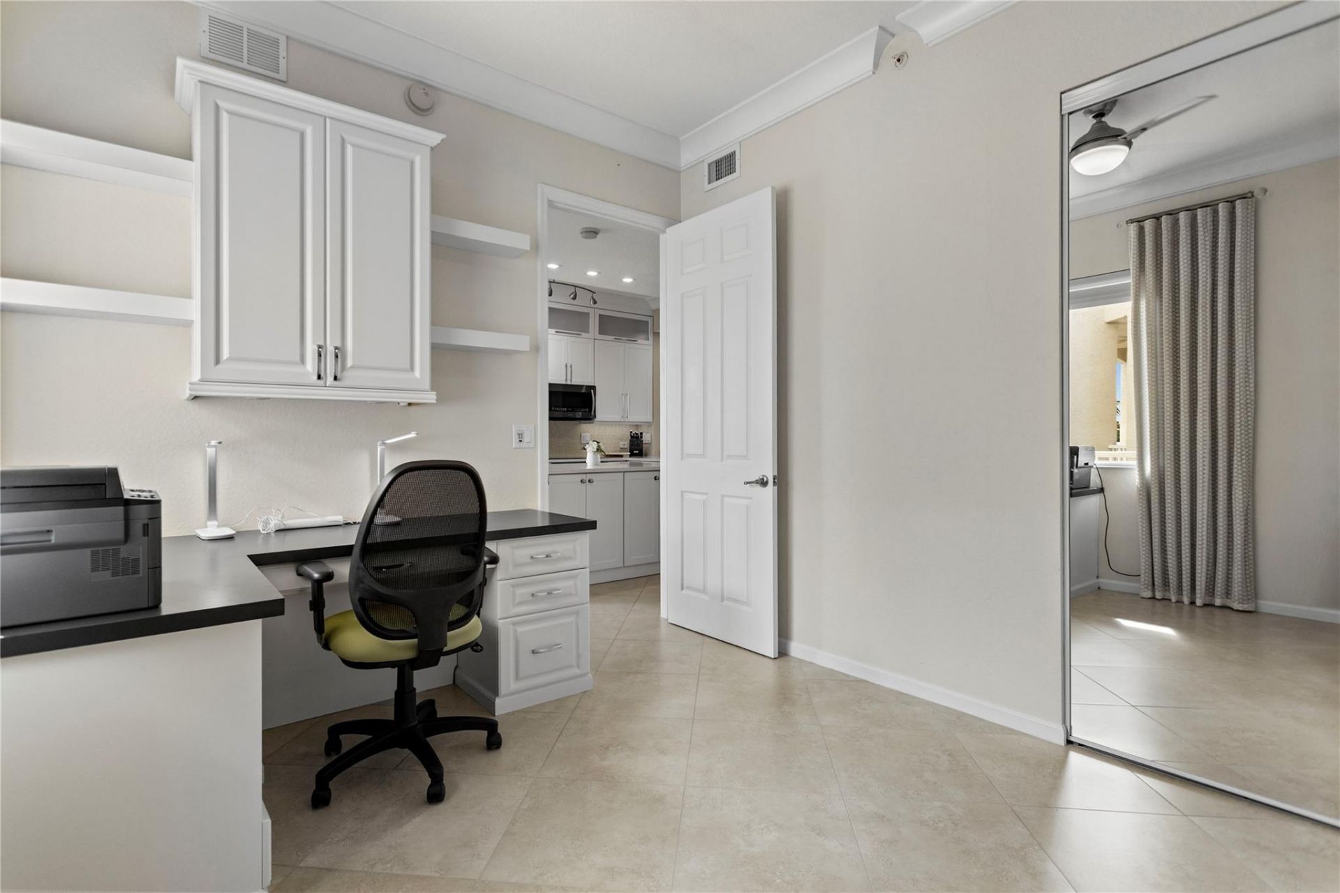 3500 Oaks Clubhouse Dr, Unit 505, Pompano Beach, FL 33069 Photo