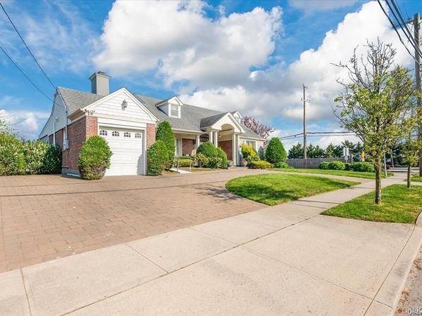 102 Richard Street, Atlantic Beach, NY 11509