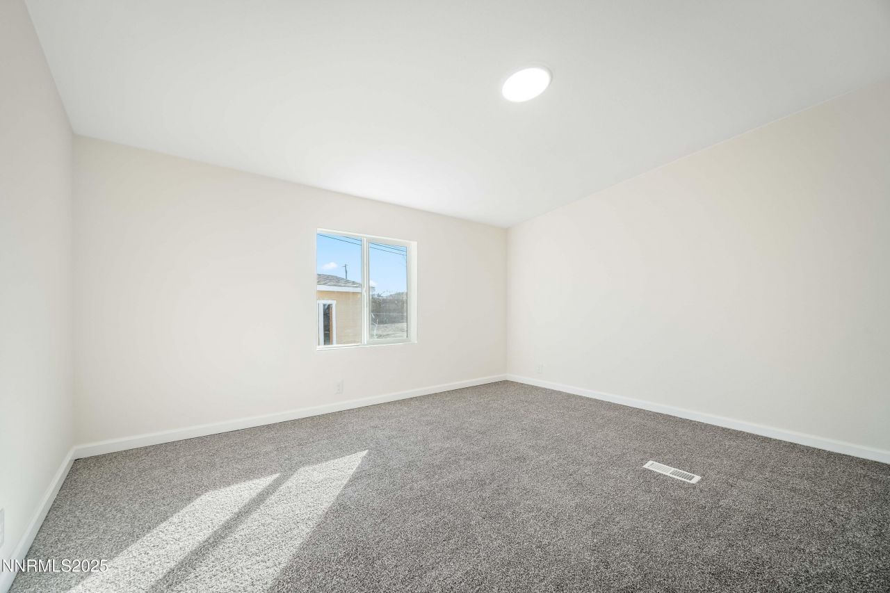 4688 E Leonesio Drive, Sun Valley, NV 89433 Photo