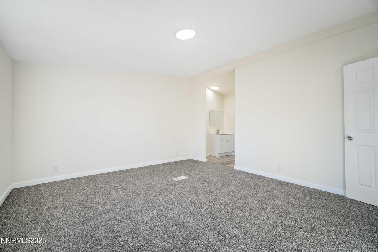 4688 E Leonesio Drive, Sun Valley, NV 89433 Photo