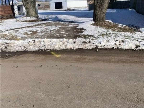 Howard Street, Hanoverton, OH 44423