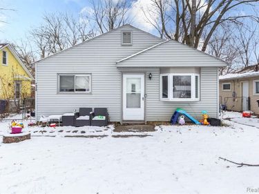 7420 Cavell Street, Westland, MI 48185
