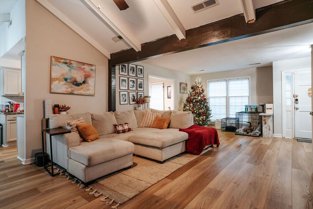 134 Tall Pines Road Photo 3